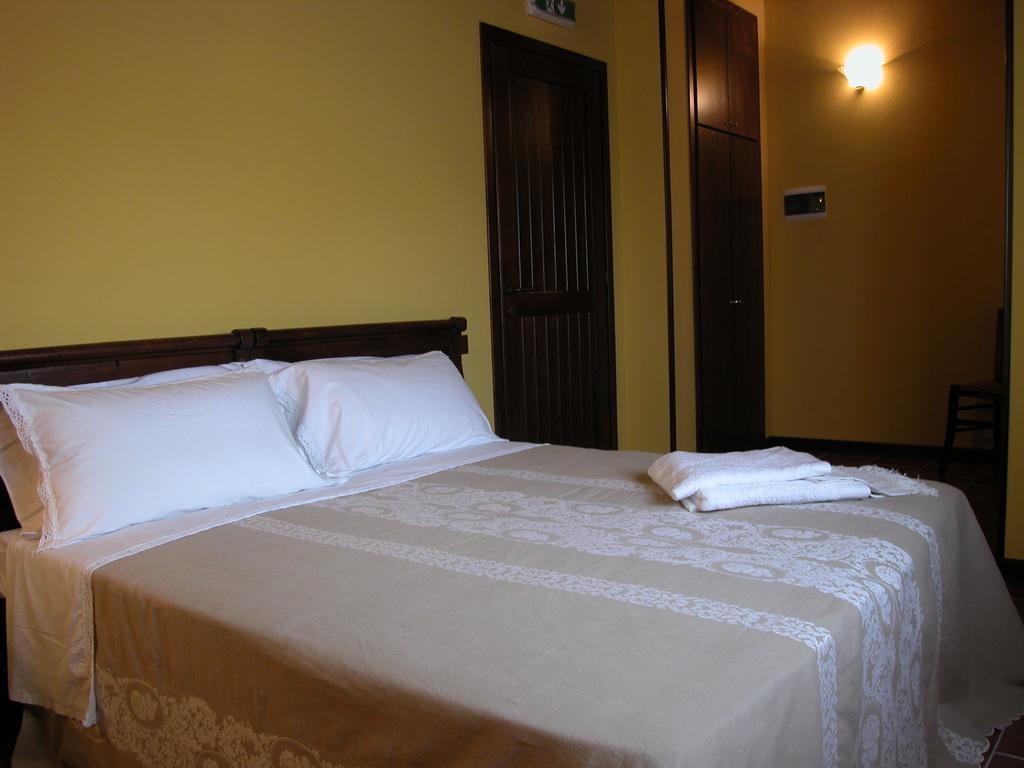 Agriturismo Casa Garello Salice Terme Room photo